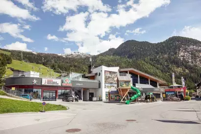 bergbahnen-hochzeiger-zeigerrestaurant--TVB-Pitztal-Severin-Wegener